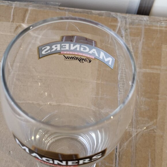 Magners Imported Irish Cider Beer Pint Glass Tall Pilsner Style GUC SEE PICS - Picture 5 of 7